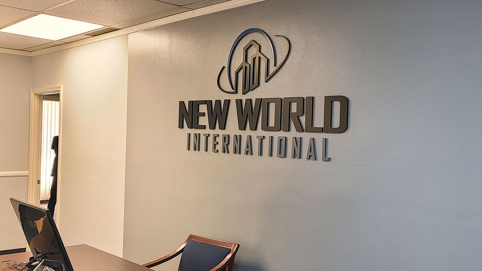 New world 3D letters