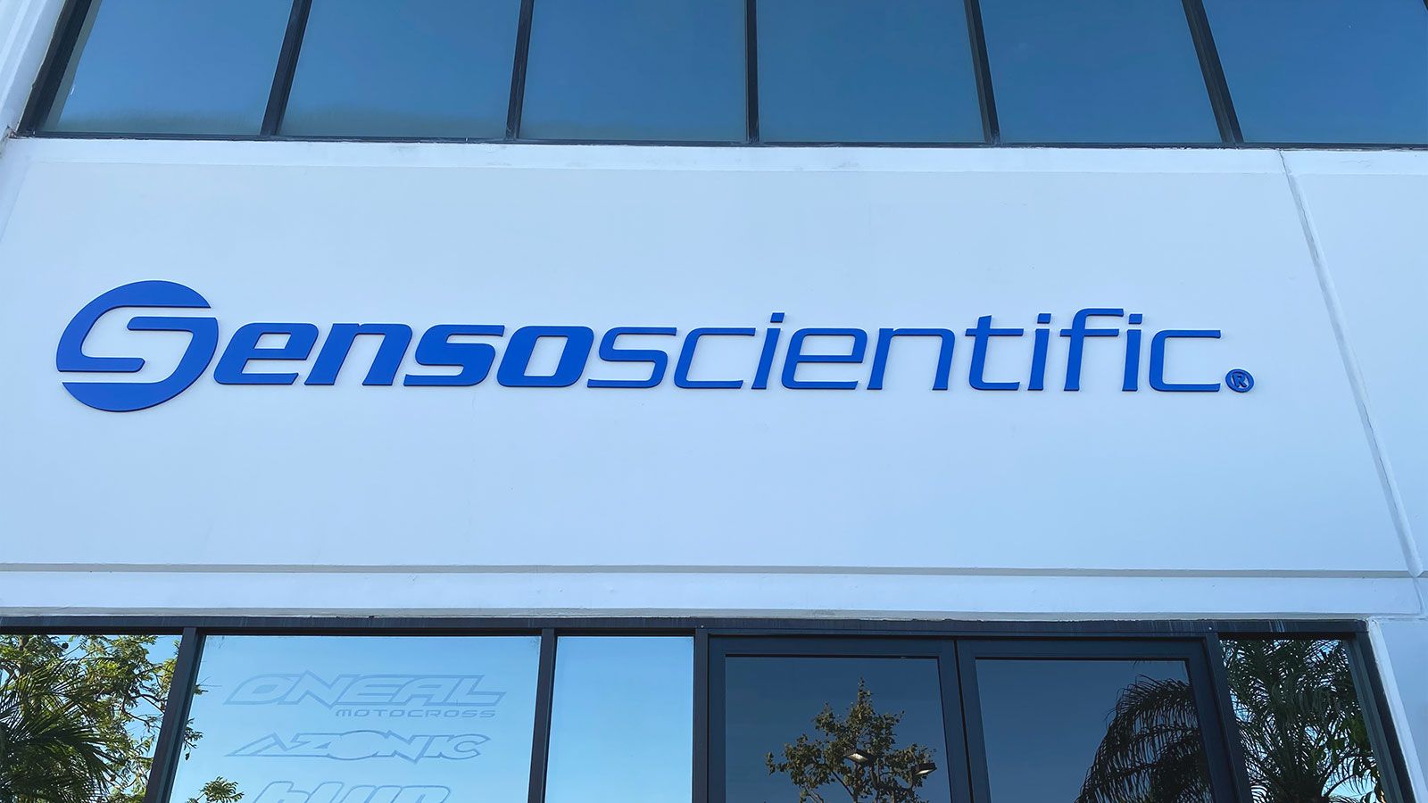 Sensoscientific outdoor sign