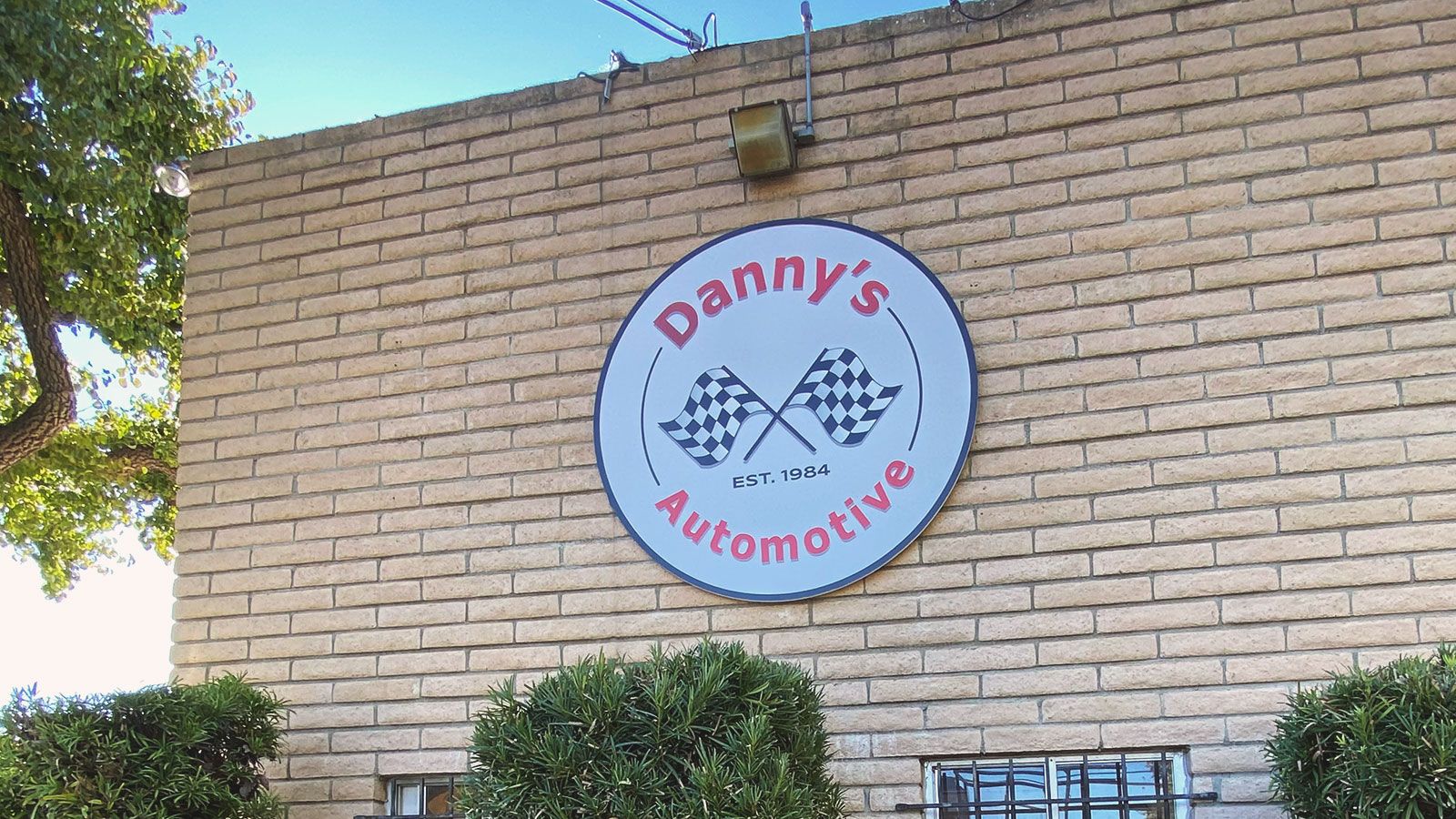Dannys Automotive pvc sign