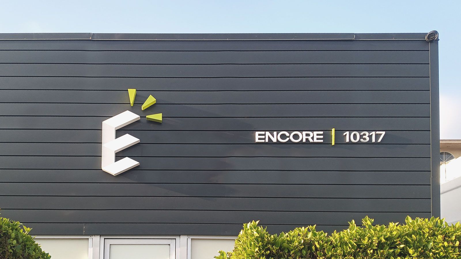 Encore high rise sign