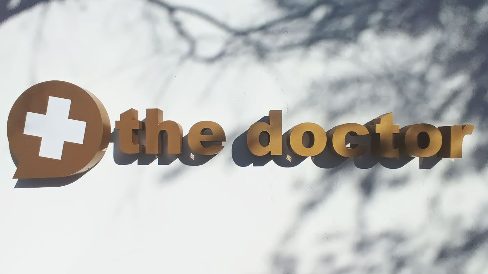 the doctor led building sign
