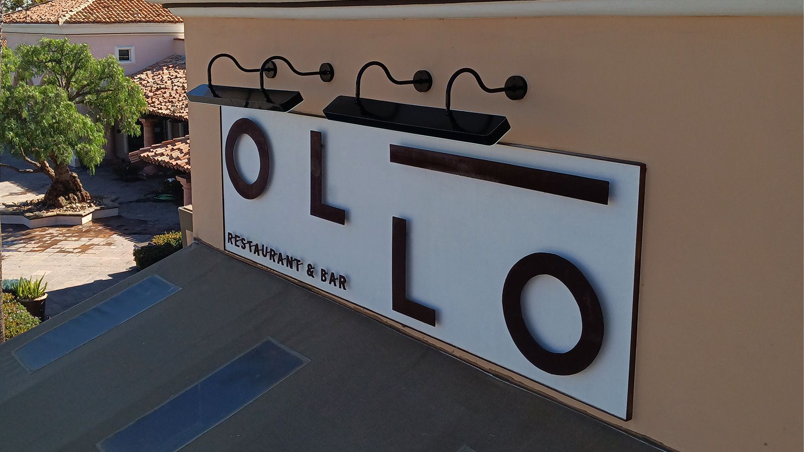 ollo restaurant sign repair