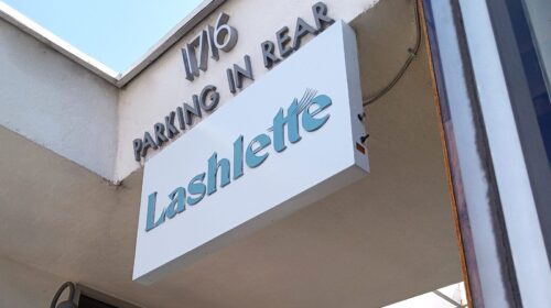lashlette push through sign