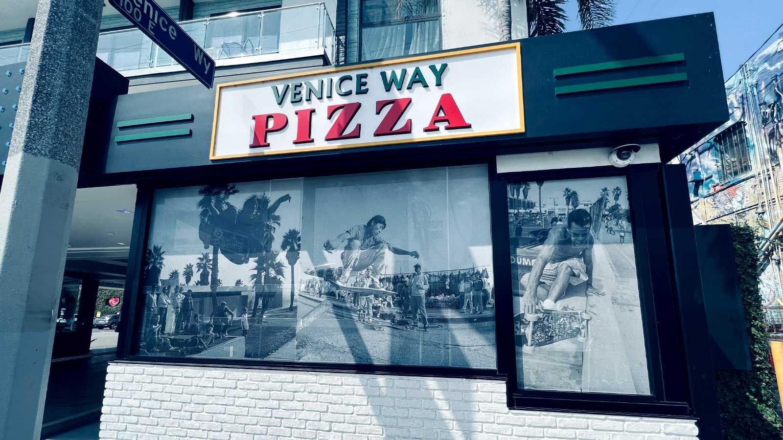 Venice Way Pizza restaurant signs
