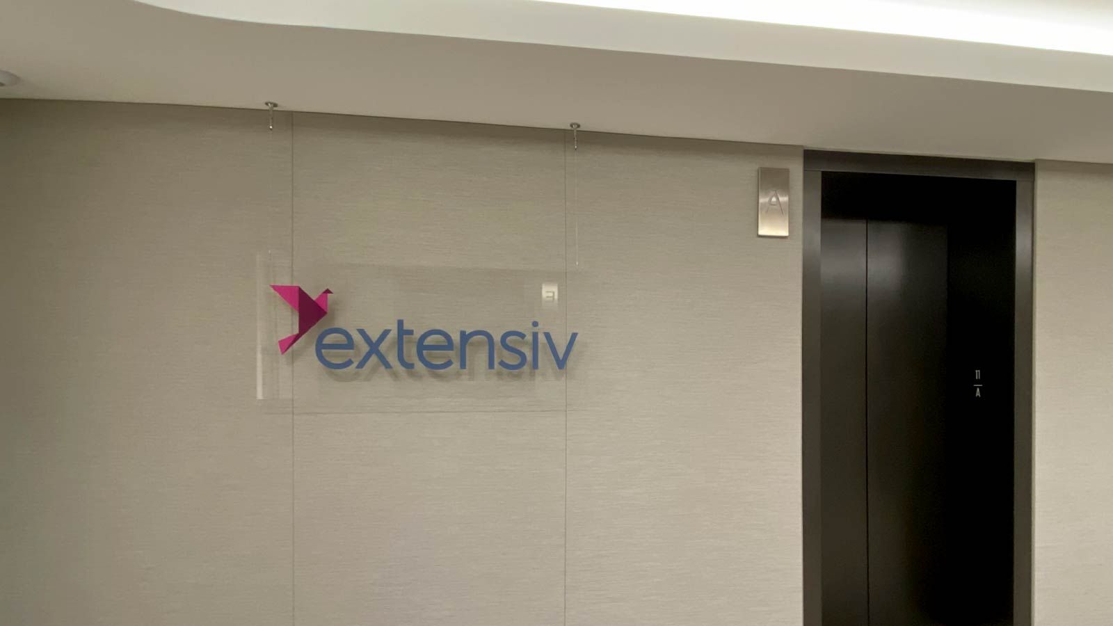 extensiv office indoor nameplate sign