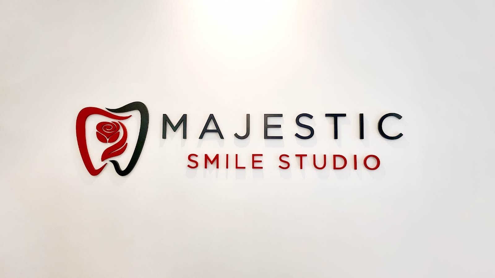 Majestic Smile Studio interior logo sign