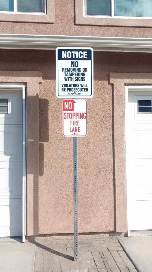 Notice sign installation by our experts