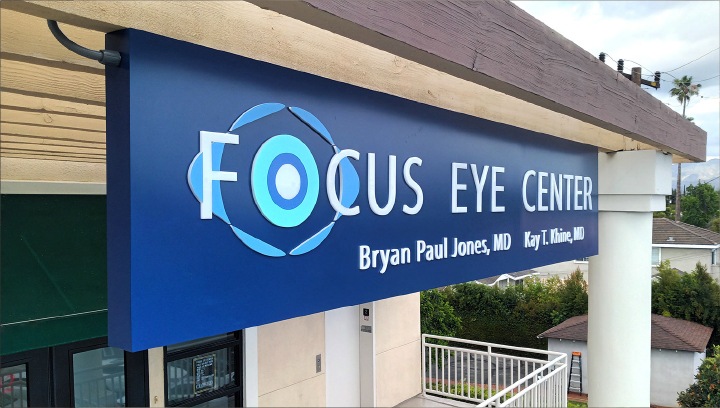 Focus Eye Center large letter sign with a board made of aluminum and acrylic for branding