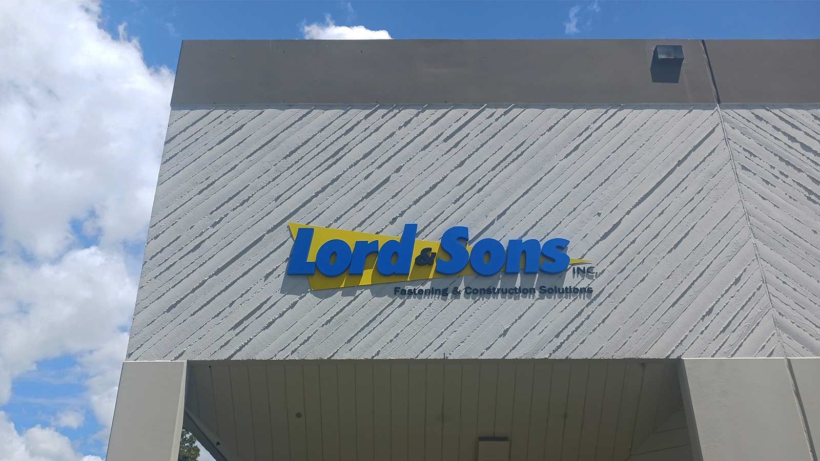 Lord & Sons Inc. 3D sign attached to the building