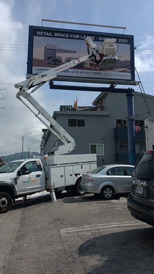 Magnolia Center Properties pylon sign installation outdoors