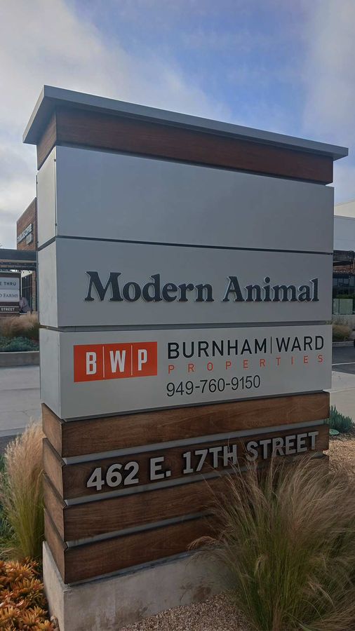 Modern Animal monument sign installed outdoors