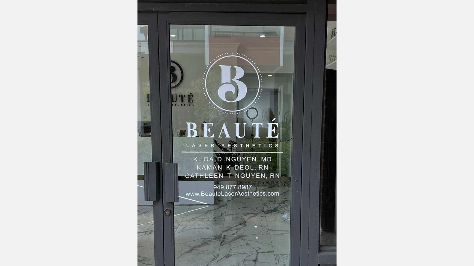 Beauté Laser Aesthetics vinyl lettering applied outdoors