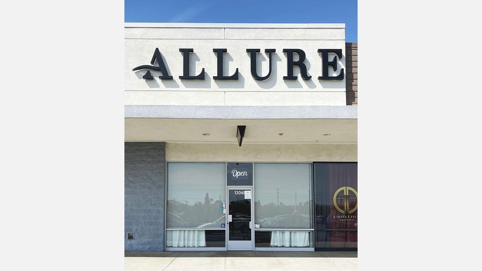 Allure laser 3D letters