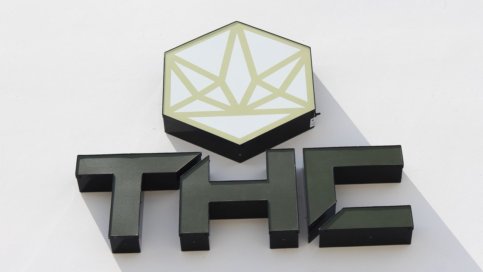 thc dimensional logo and letters