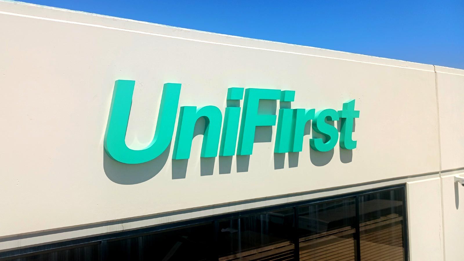UniFirst 3D sign installed on the building