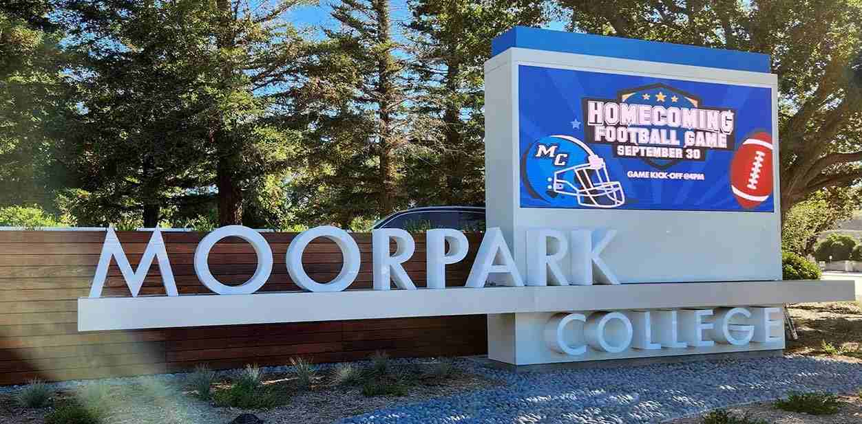 Moorpark College custom outdoor signage in a huge size made of acrylic, wood, and aluminum