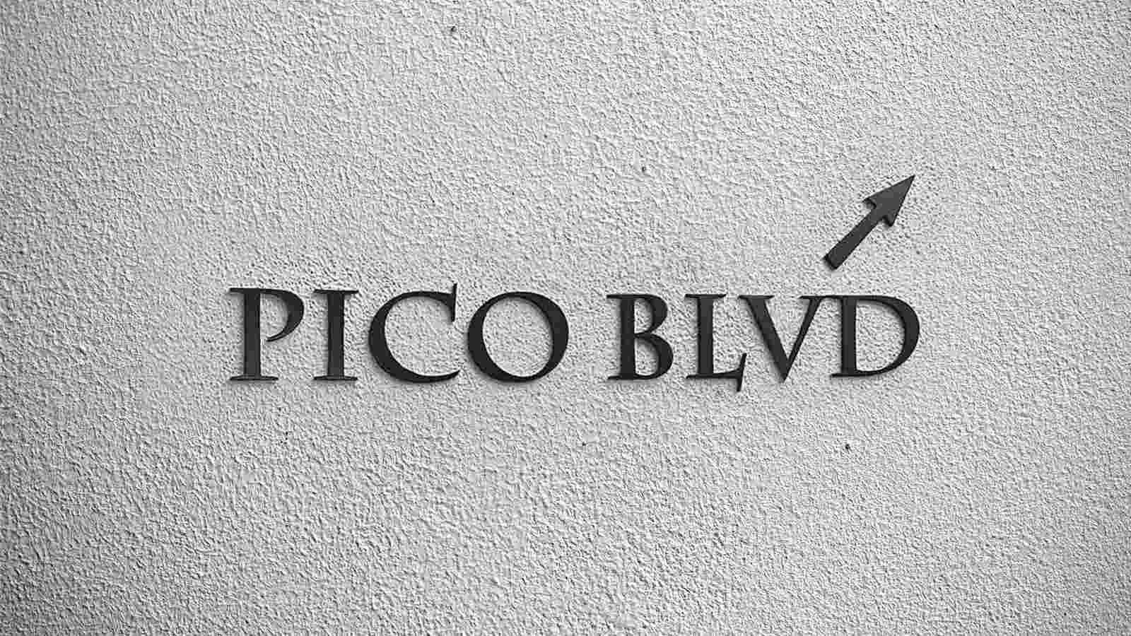 pico blvd aluminum wayfinding signage