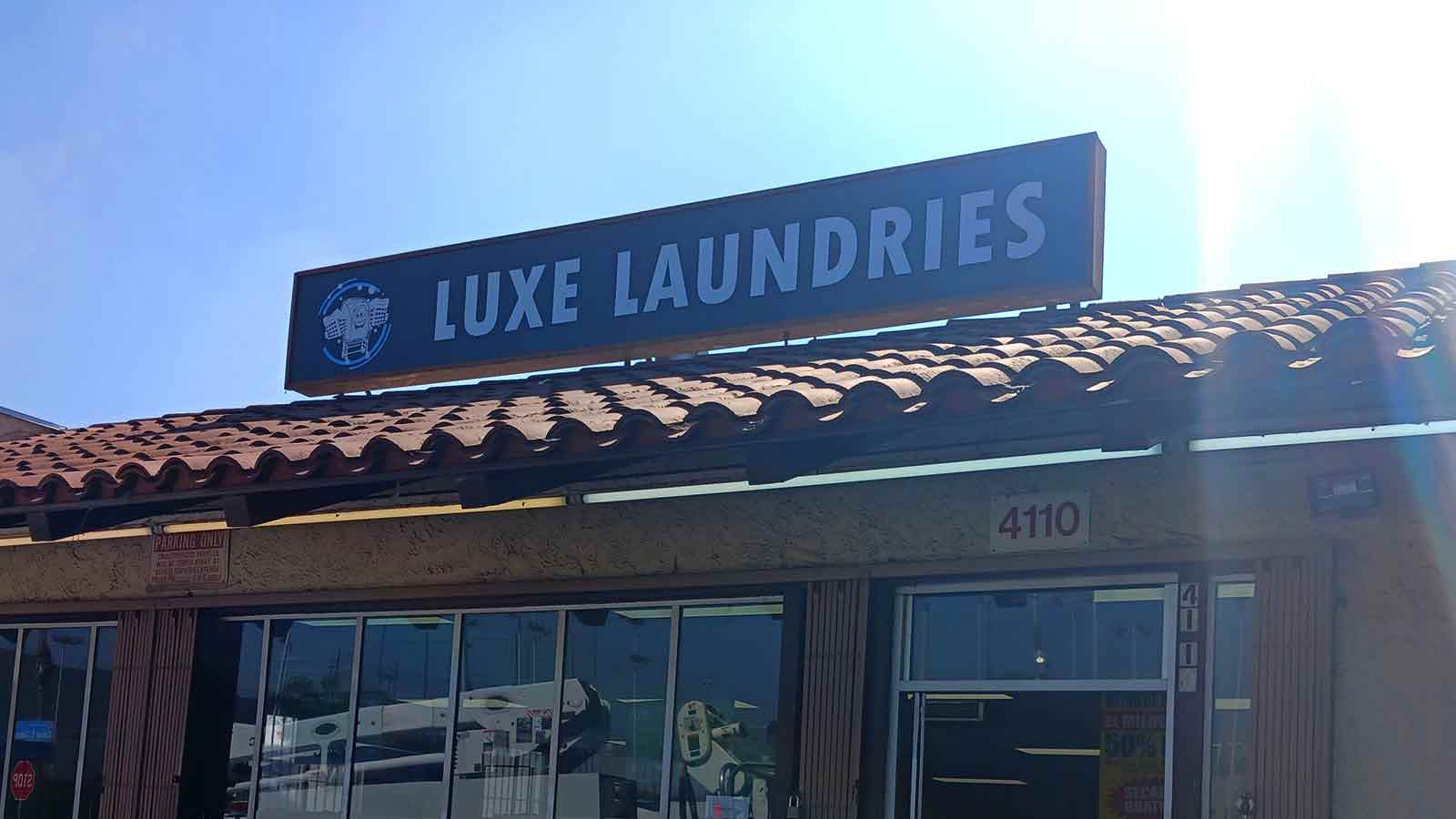 luxe laundries premium lightbox sign