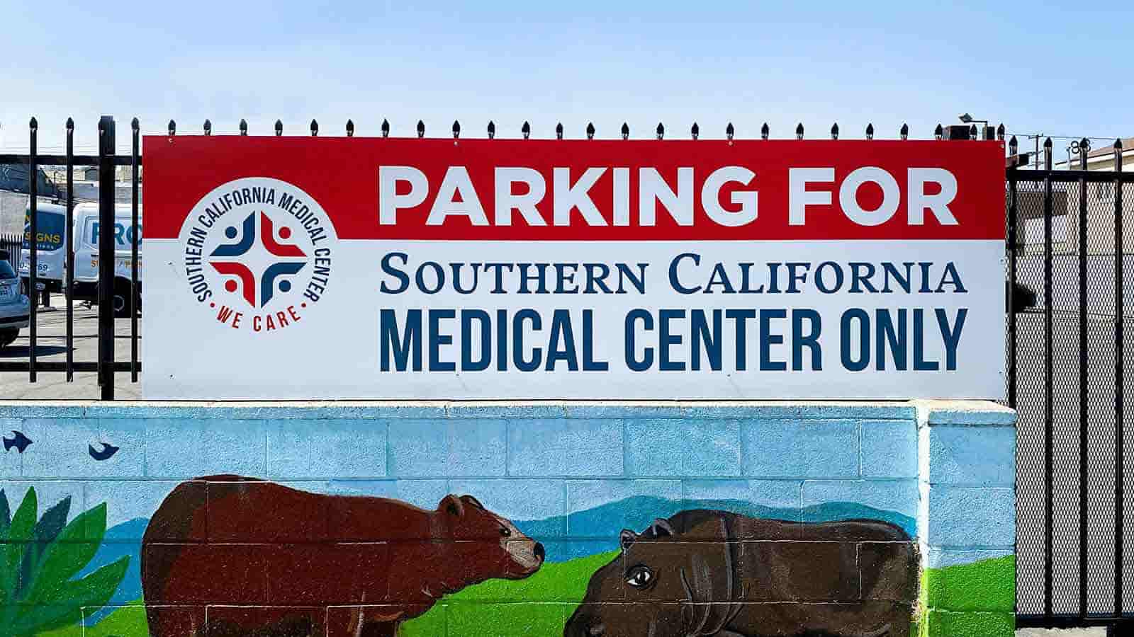 southern california medical center parking signage
