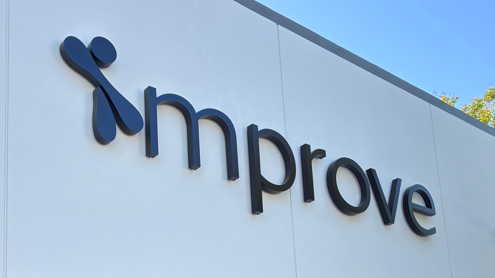 improve aluminum channel letters mounted on storefront