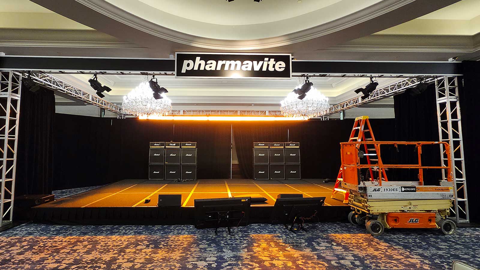 pharmavite bold event sign installed on the stage