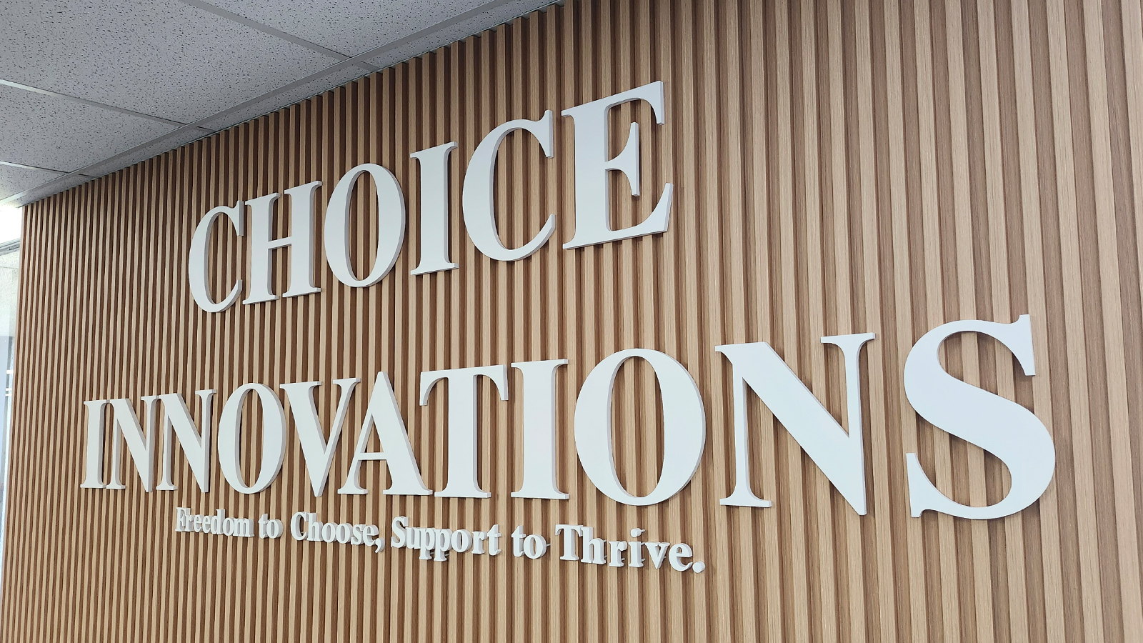 choice innovations acrylic cutout letters on slat wall